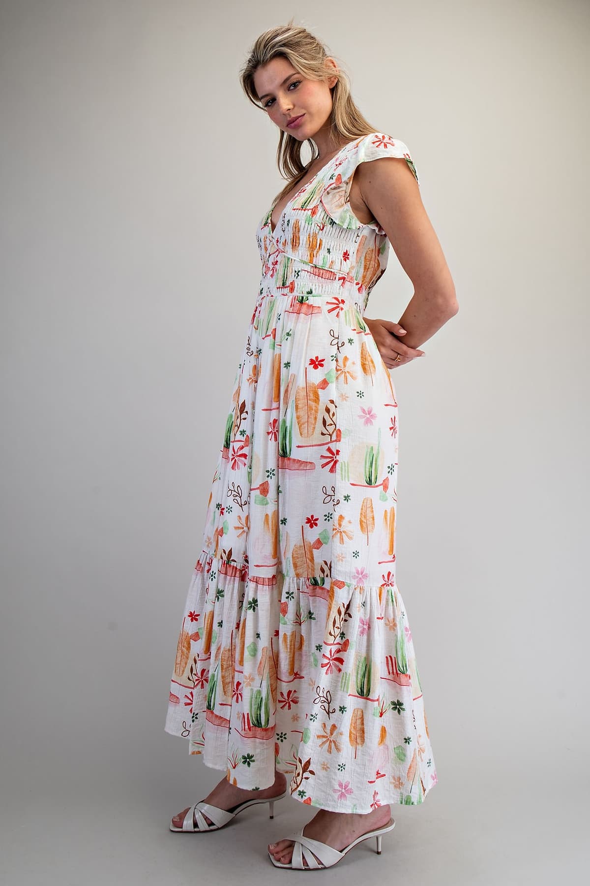 DK14649 - WHITE GARDEN
