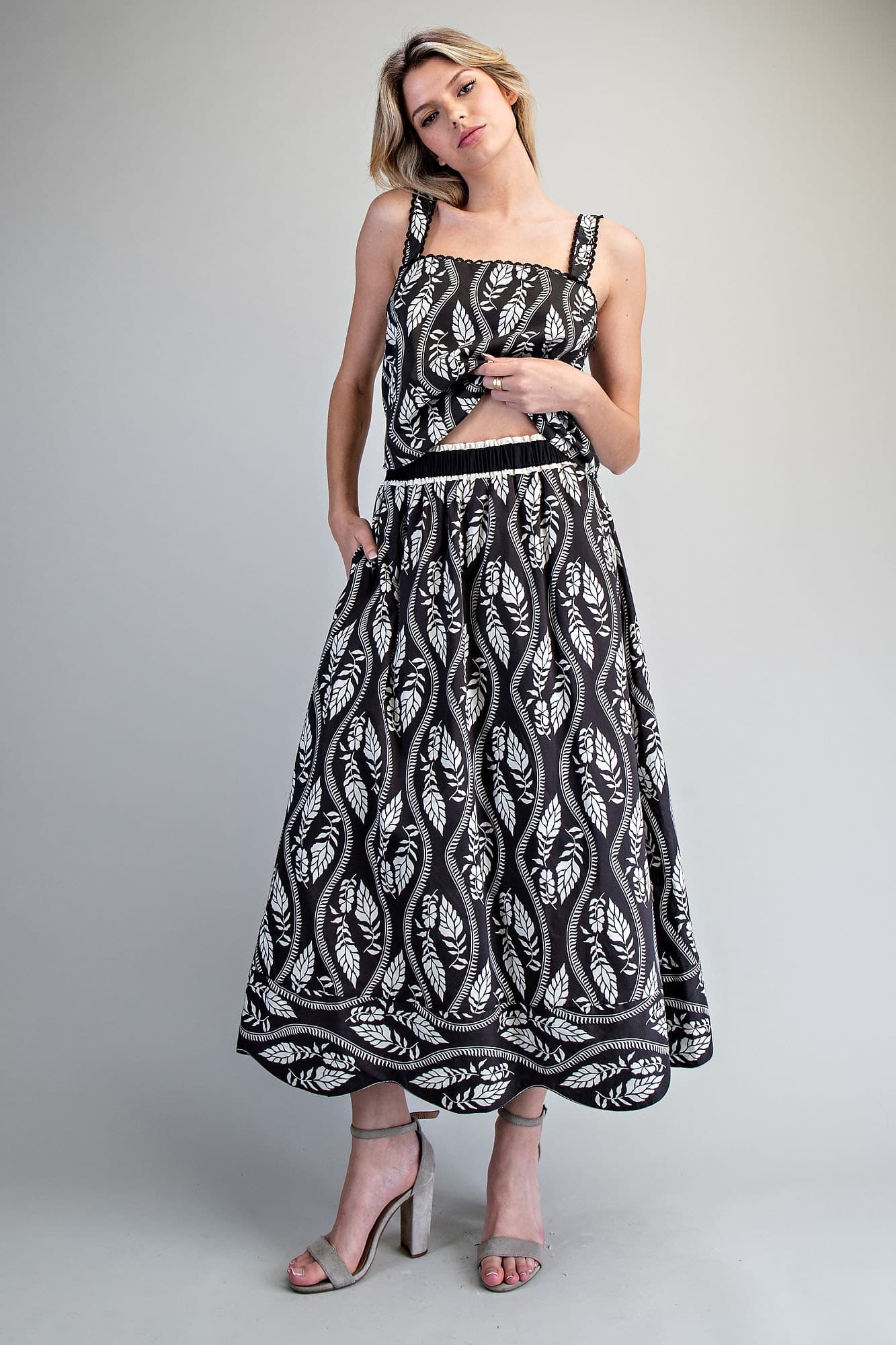 SHS15368 - BLACK
