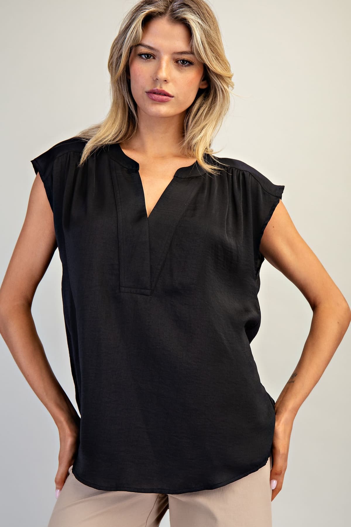 TK14702 - BLACK