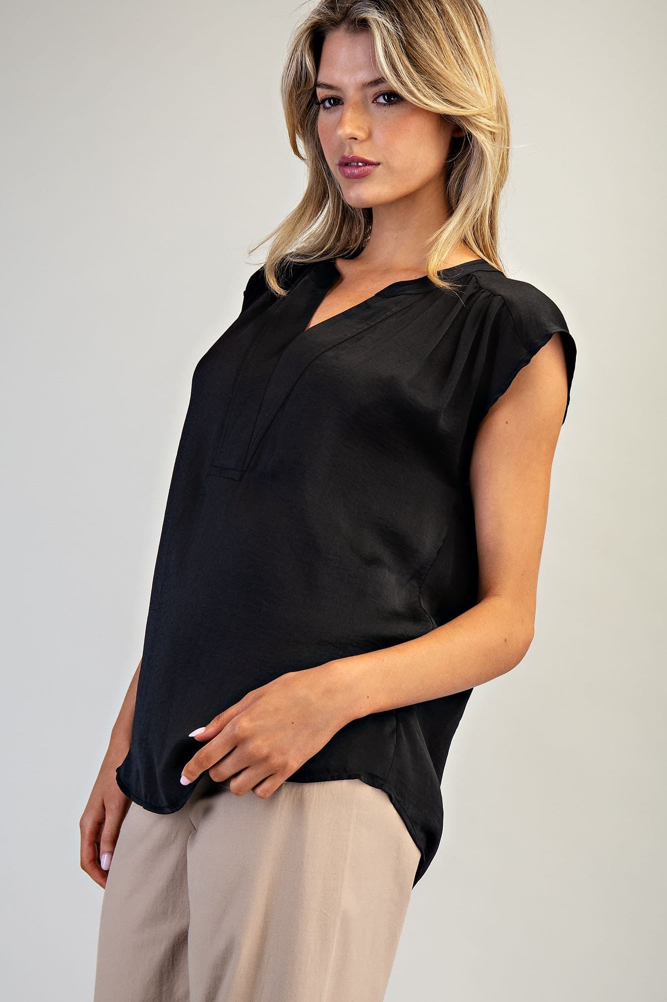 TK14702 - BLACK