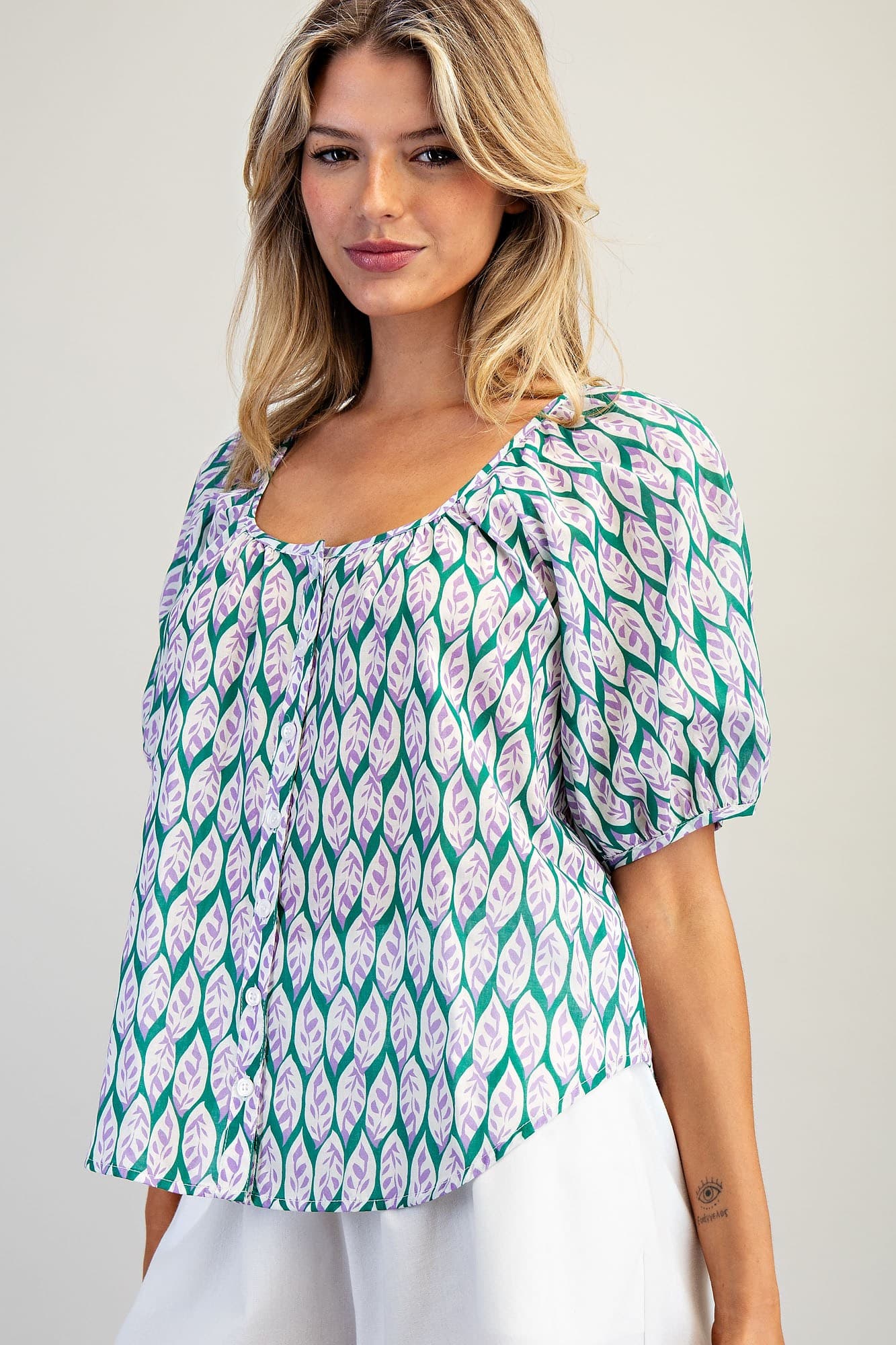 TK14701 - LILAC LEAF