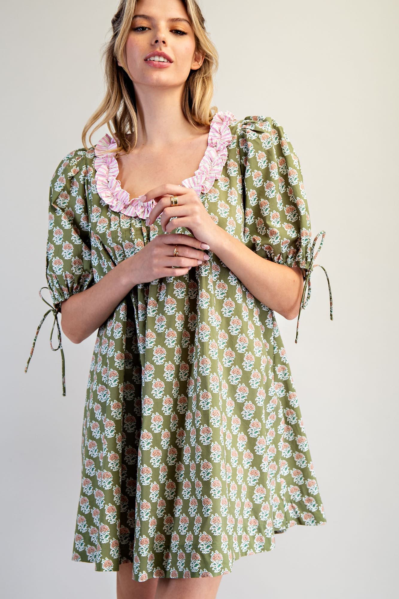DK14688 - LOVELY OLIVE