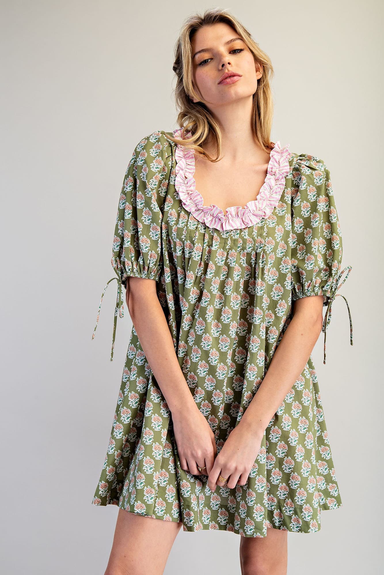 DK14688 - LOVELY OLIVE