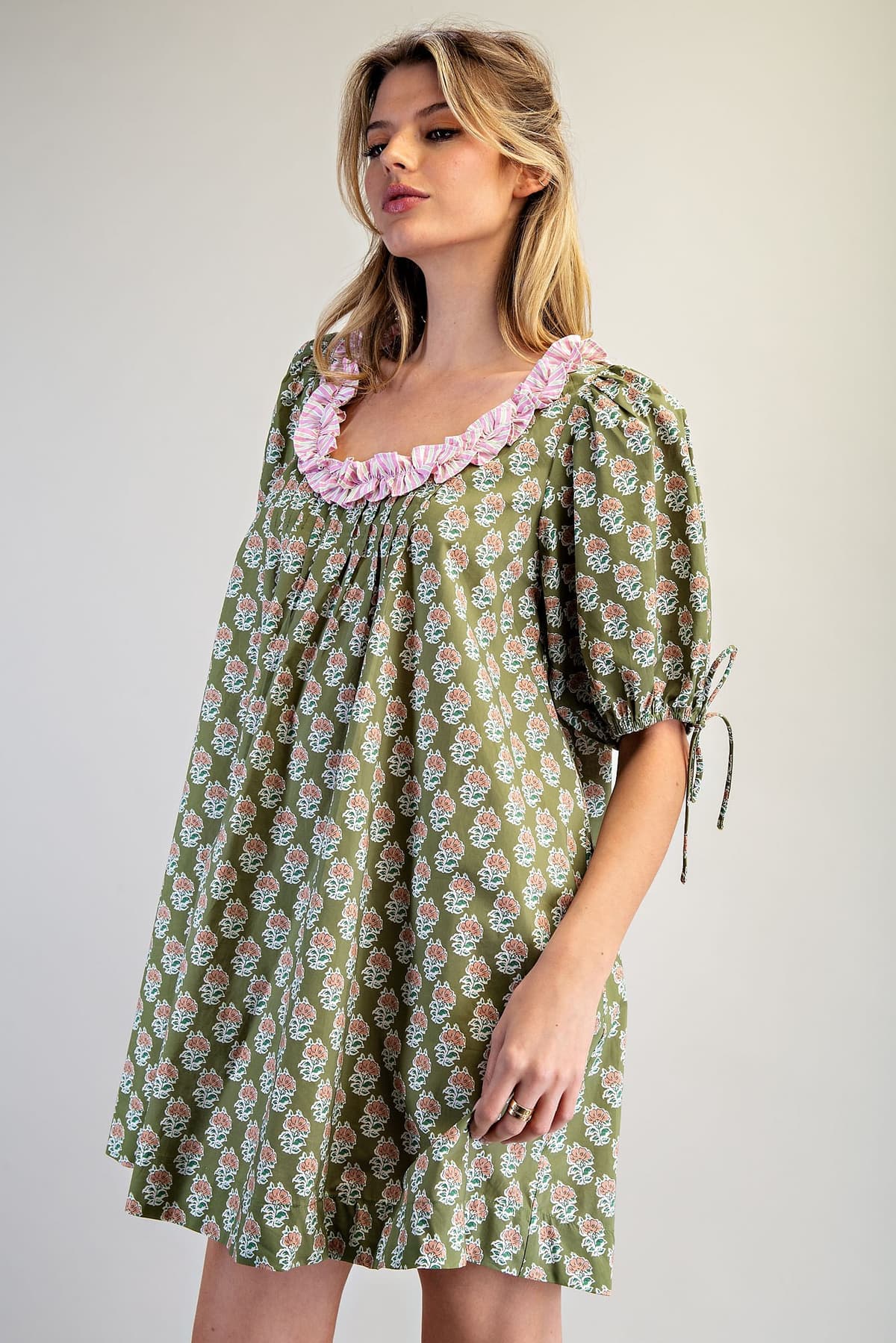 DK14688 - LOVELY OLIVE