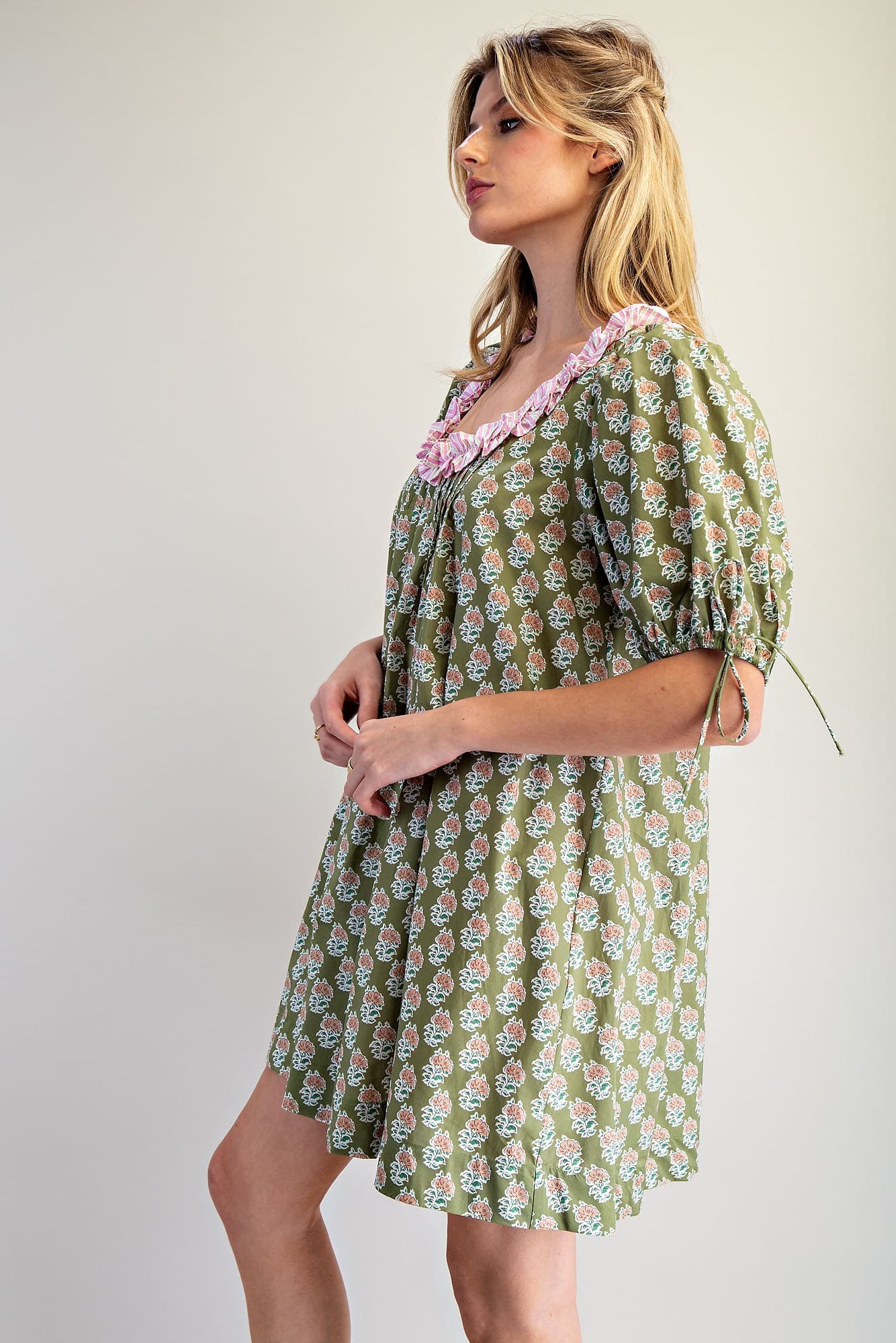 DK14688 - LOVELY OLIVE