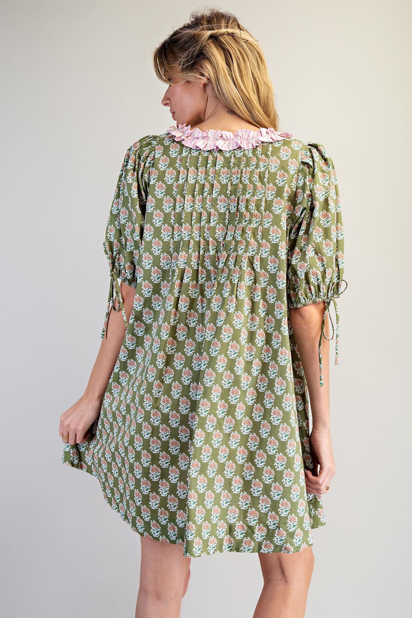 DK14688 - LOVELY OLIVE