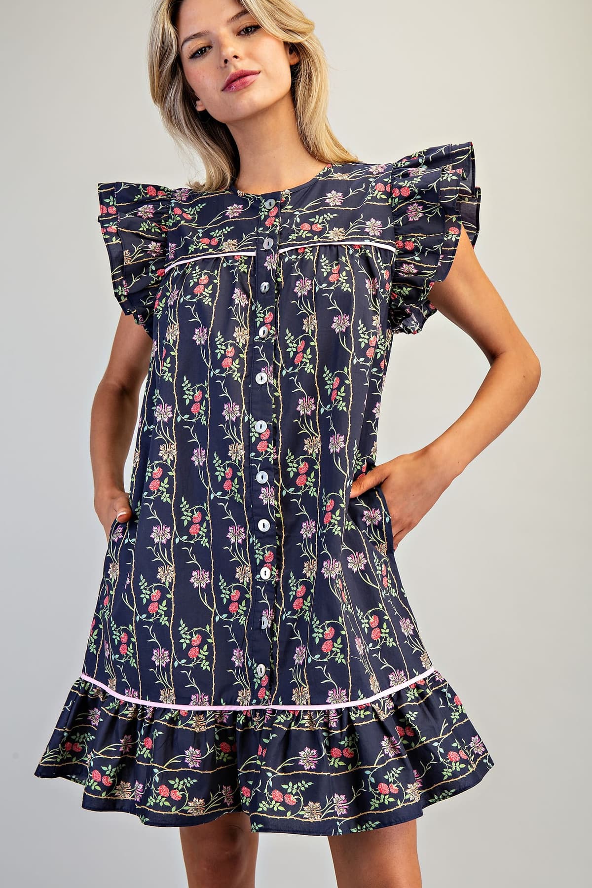DH15370 - NAVY