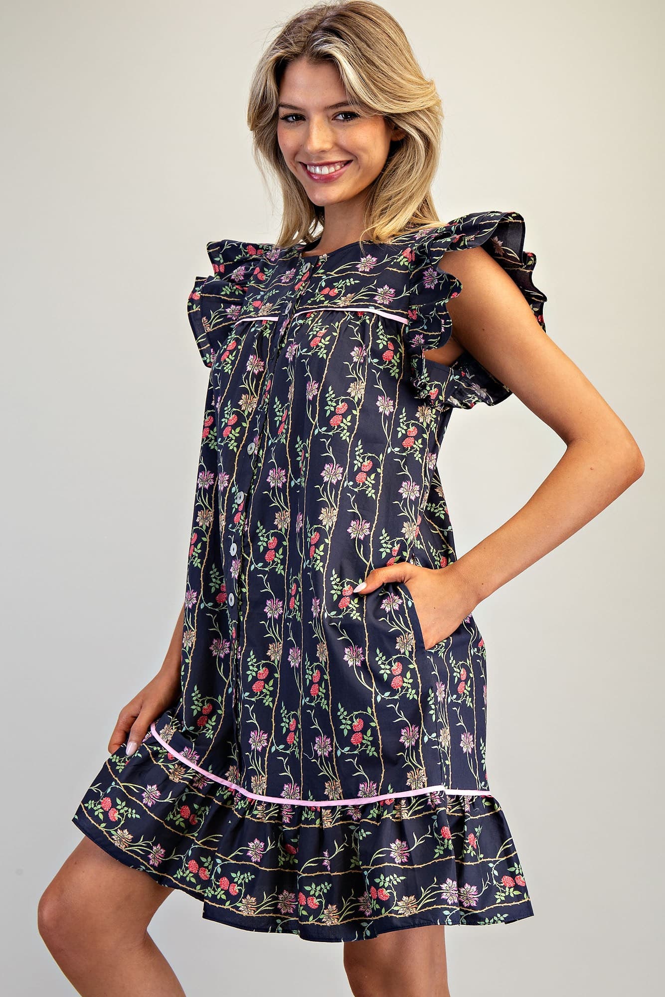 DH15370 - NAVY