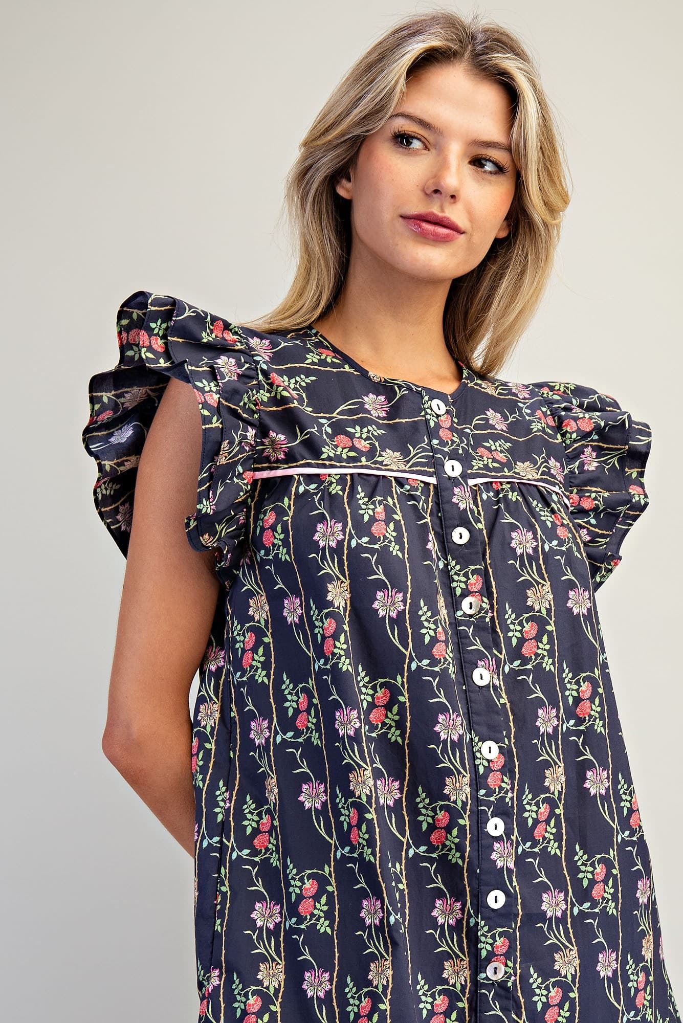DH15370 - NAVY