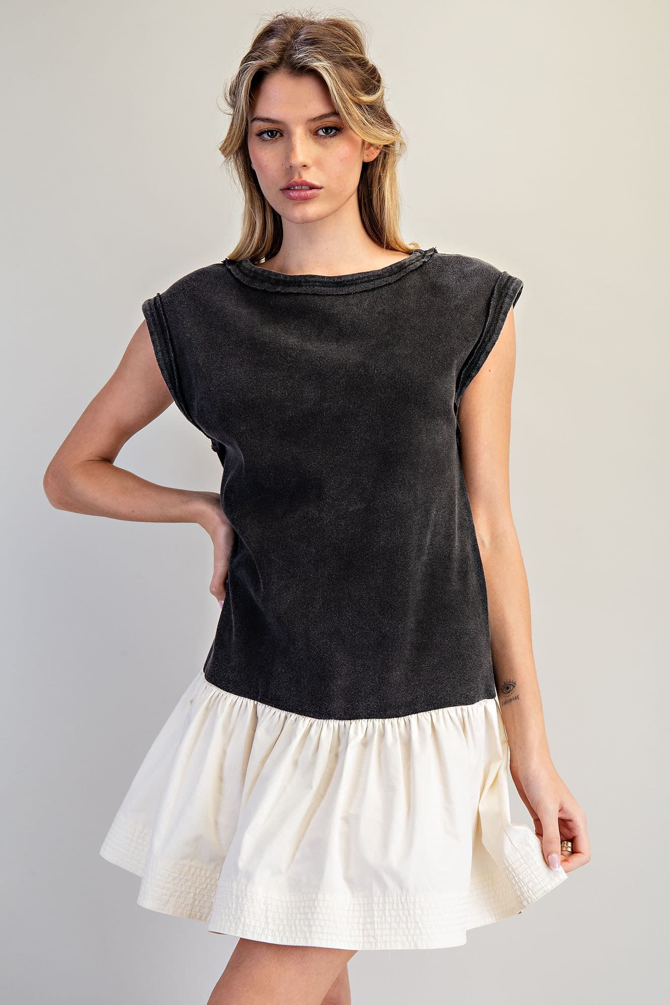 DK14686 - BLACK