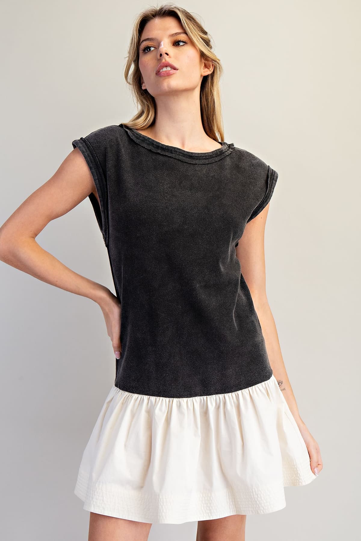 DK14686 - BLACK