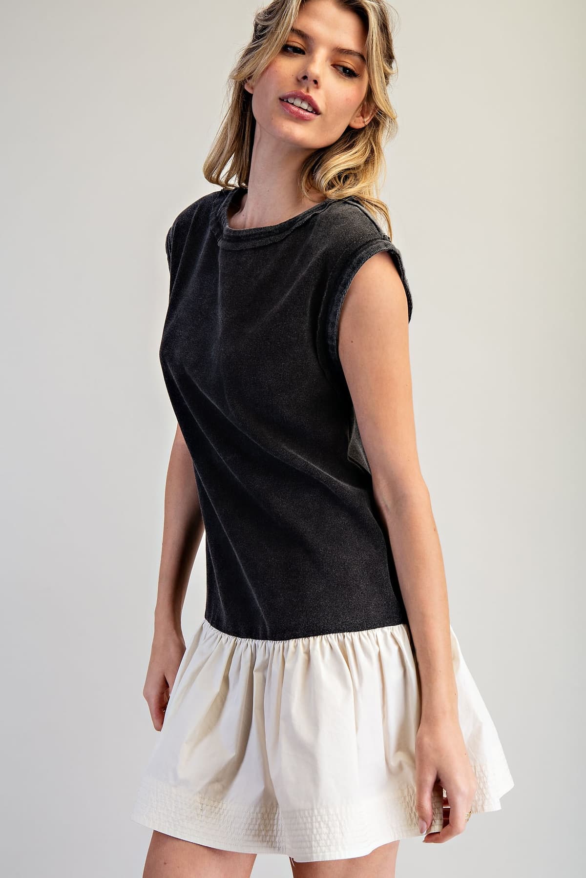 DK14686 - BLACK