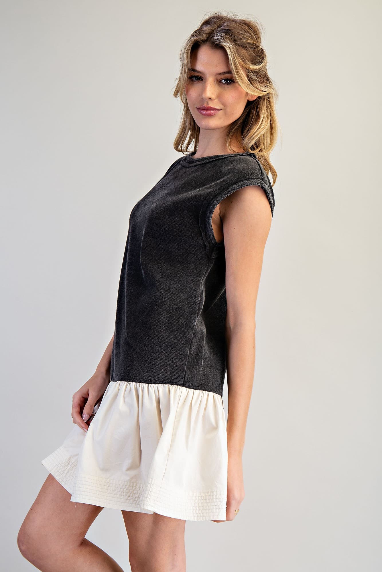 DK14686 - BLACK