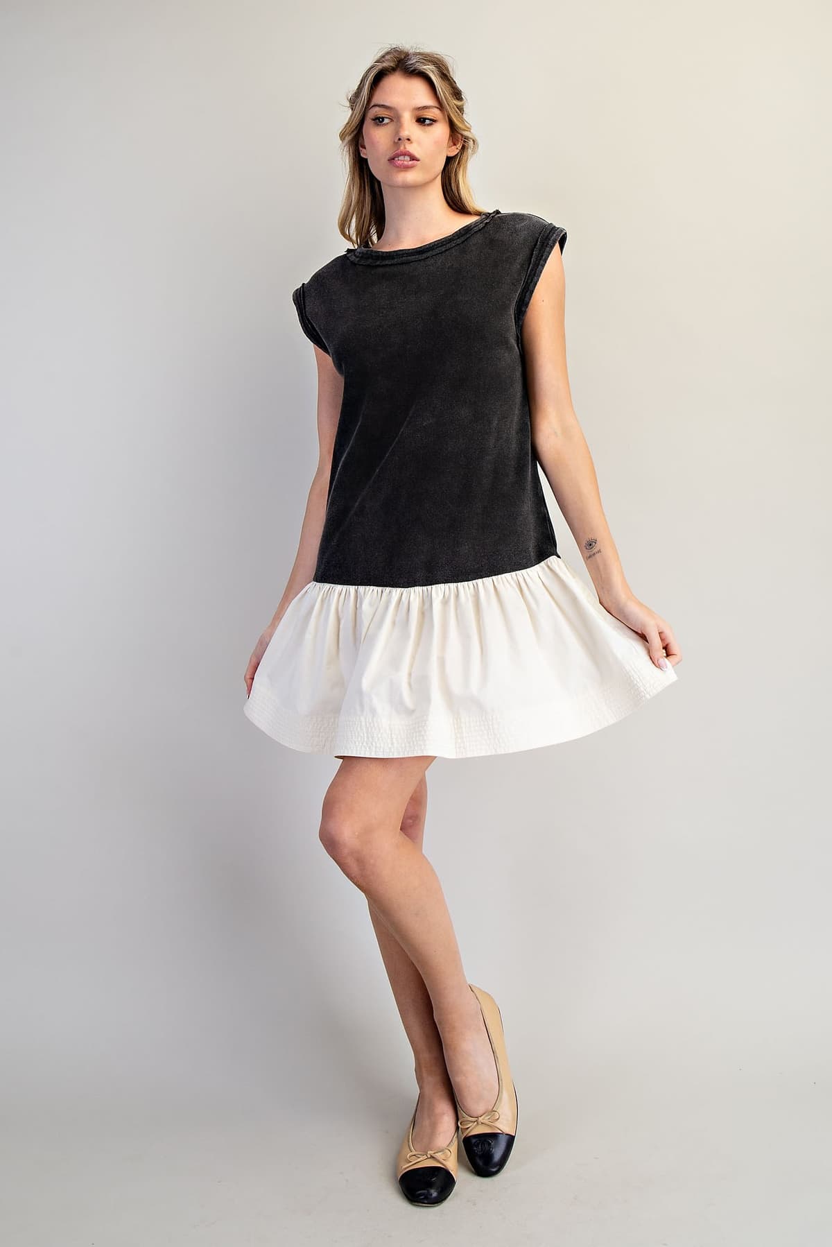 DK14686 - BLACK