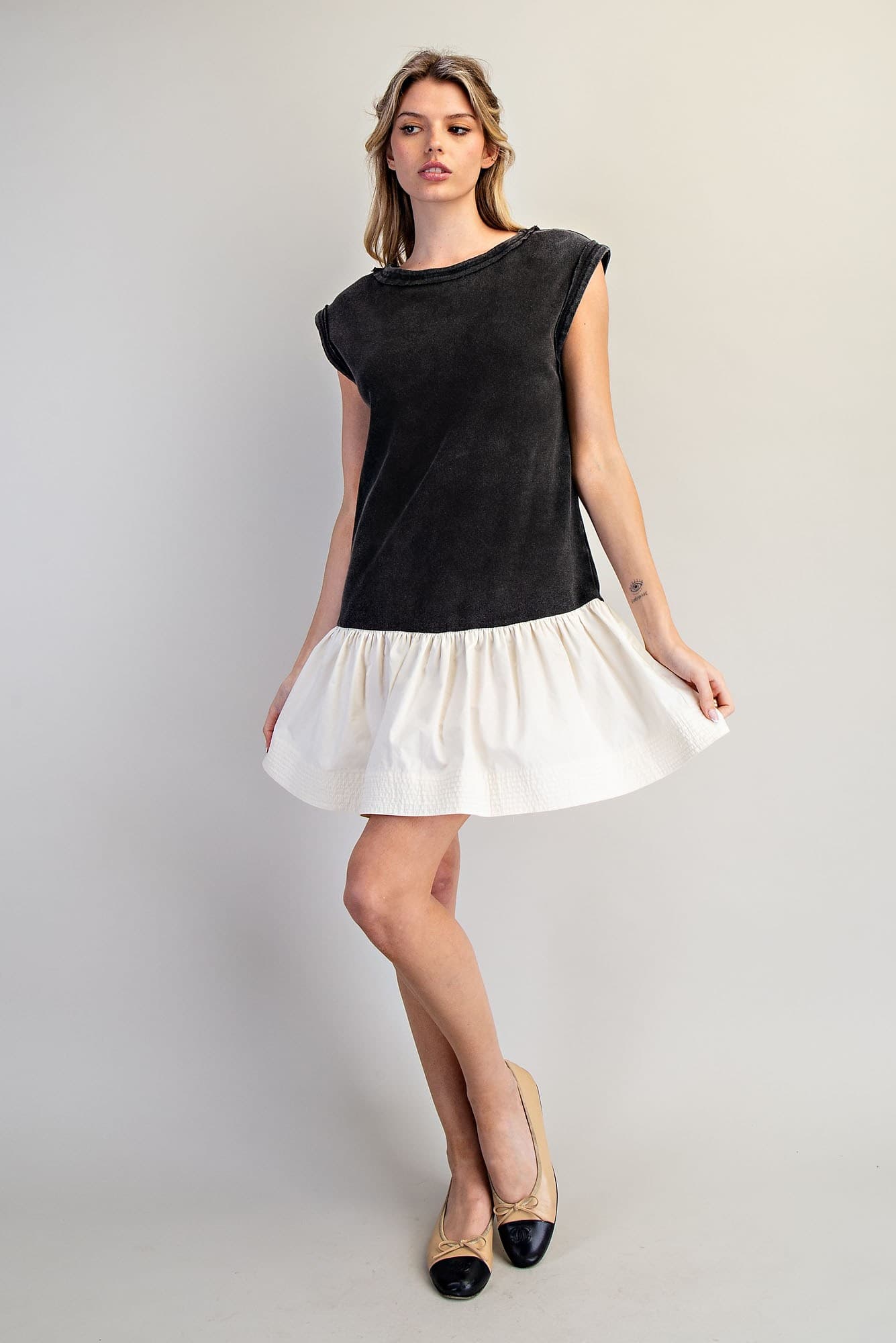 DK14686 - BLACK
