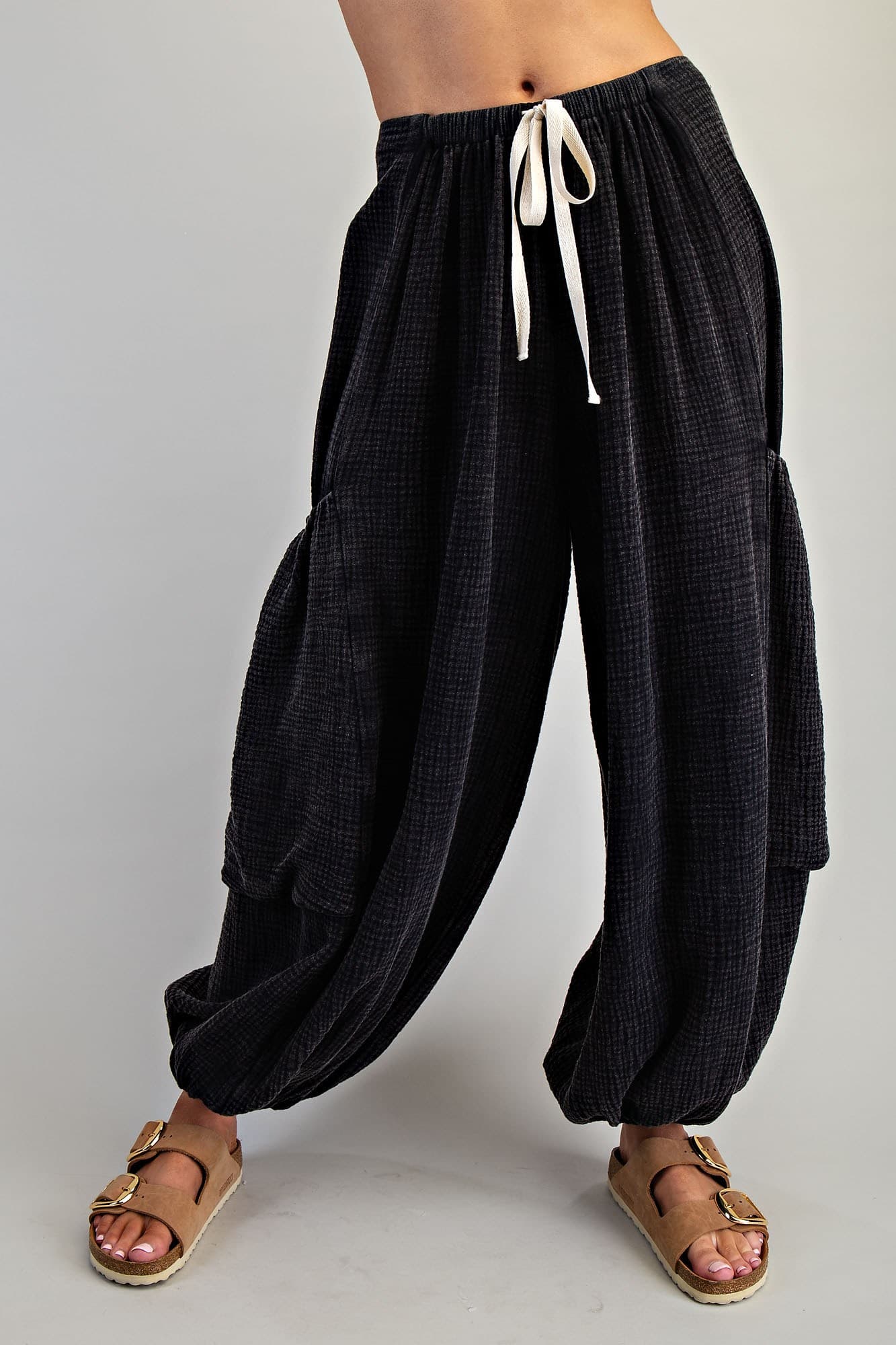 PH15354 - ASH BLACK