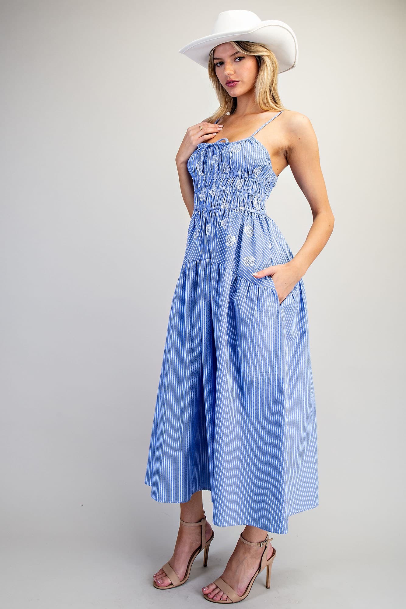 DH15352 - BLUE SHELL