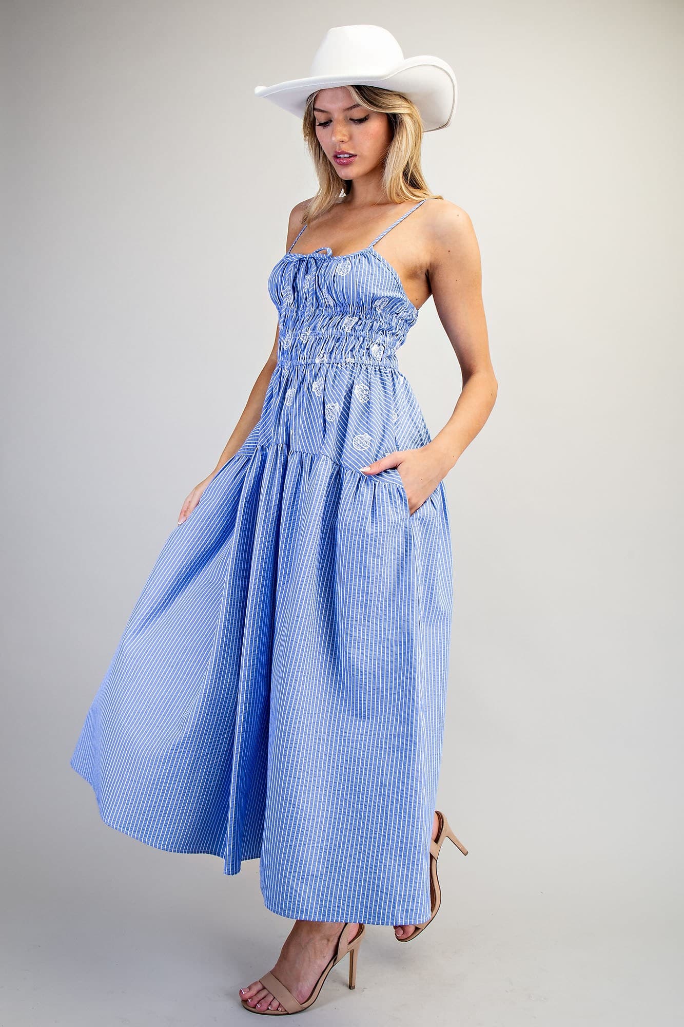 DH15352 - BLUE SHELL