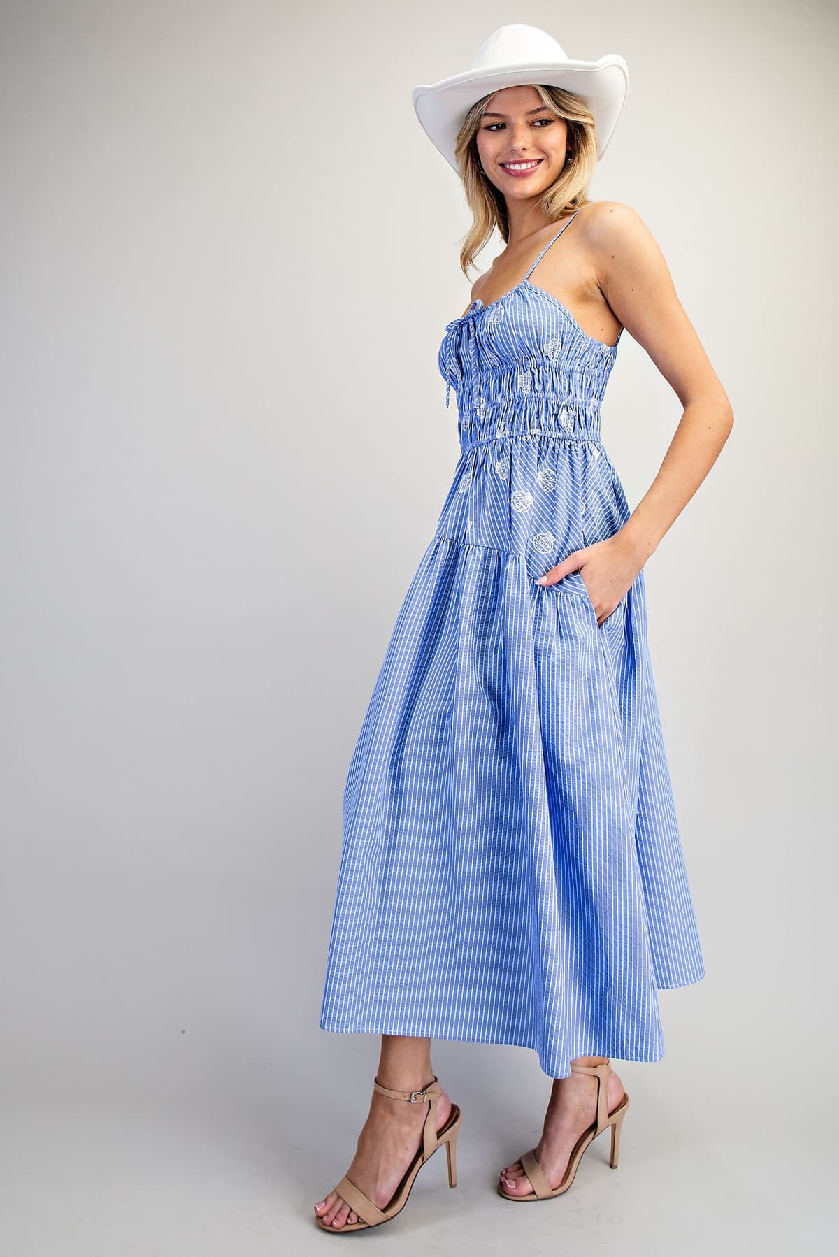 DH15352 - BLUE SHELL