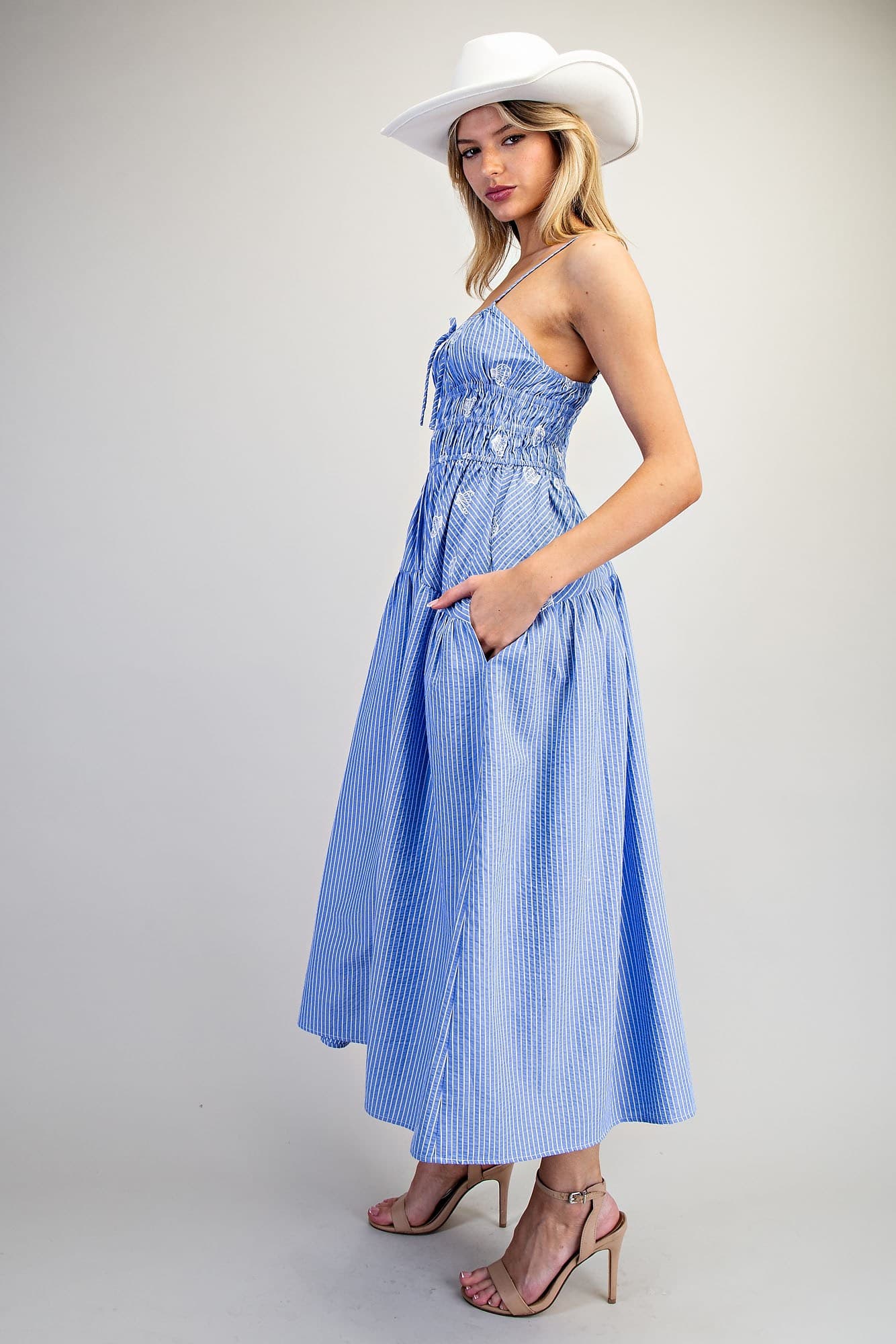 DH15352 - BLUE SHELL
