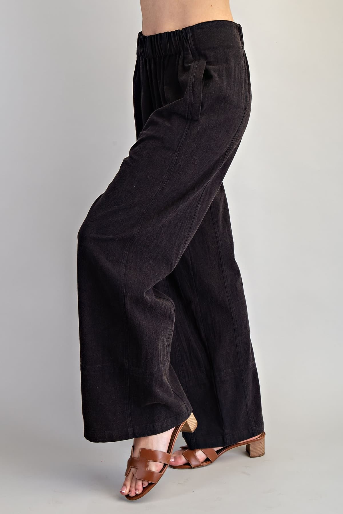 PK14749 - ASH BLACK