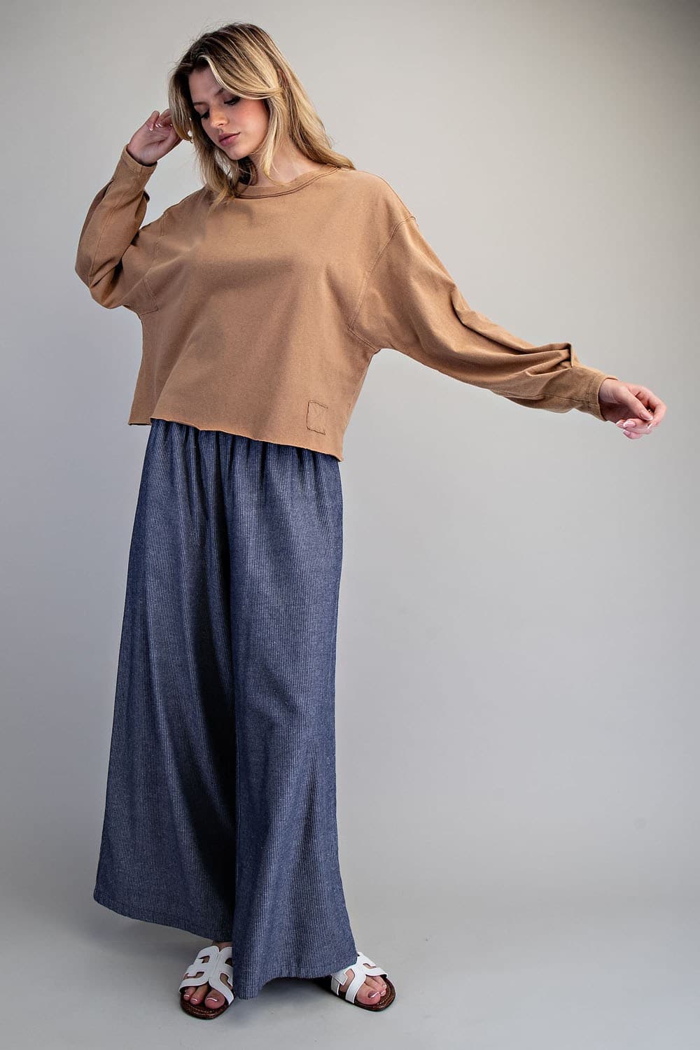 TK14766 - WALNUT