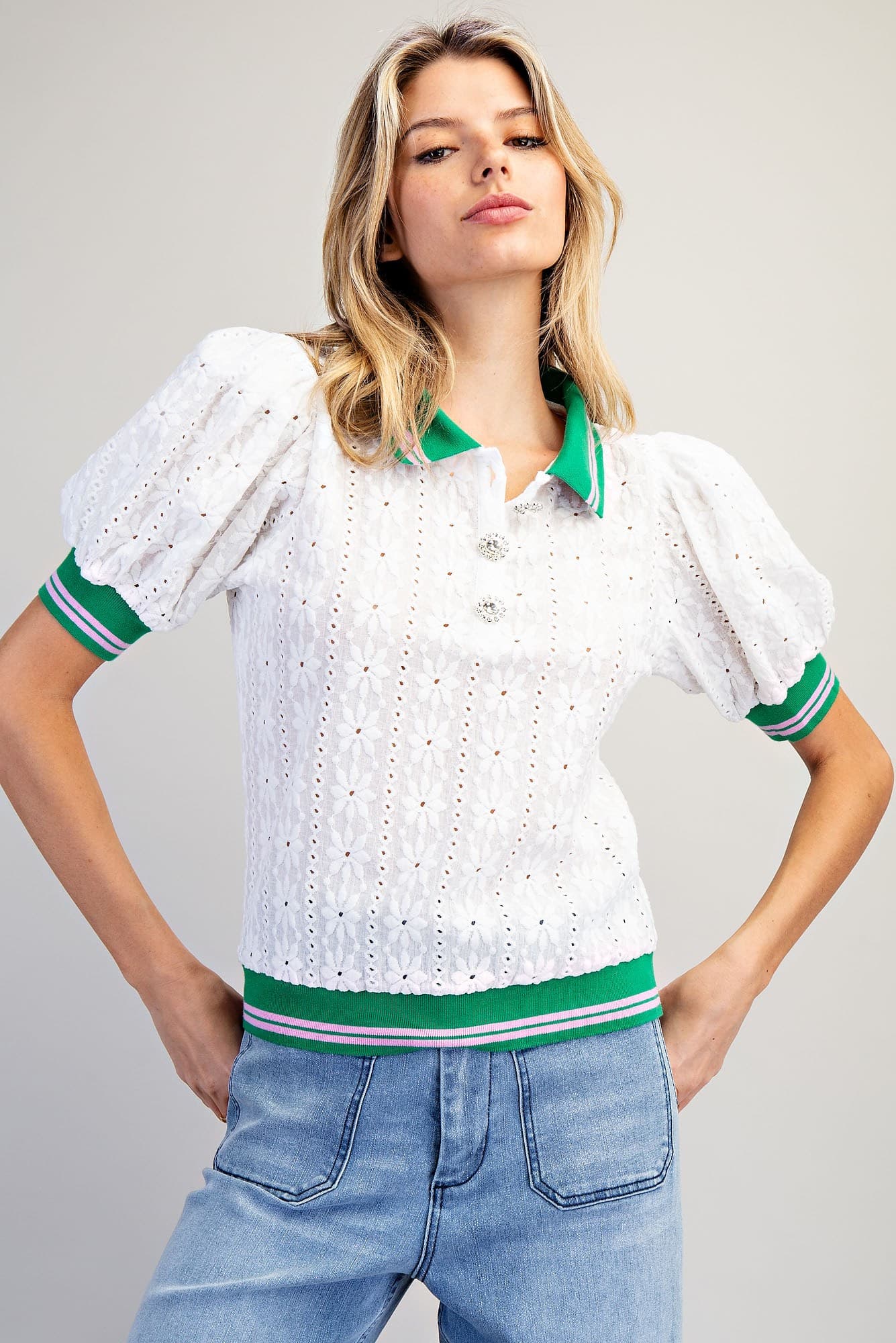 TH15402 - WHITE