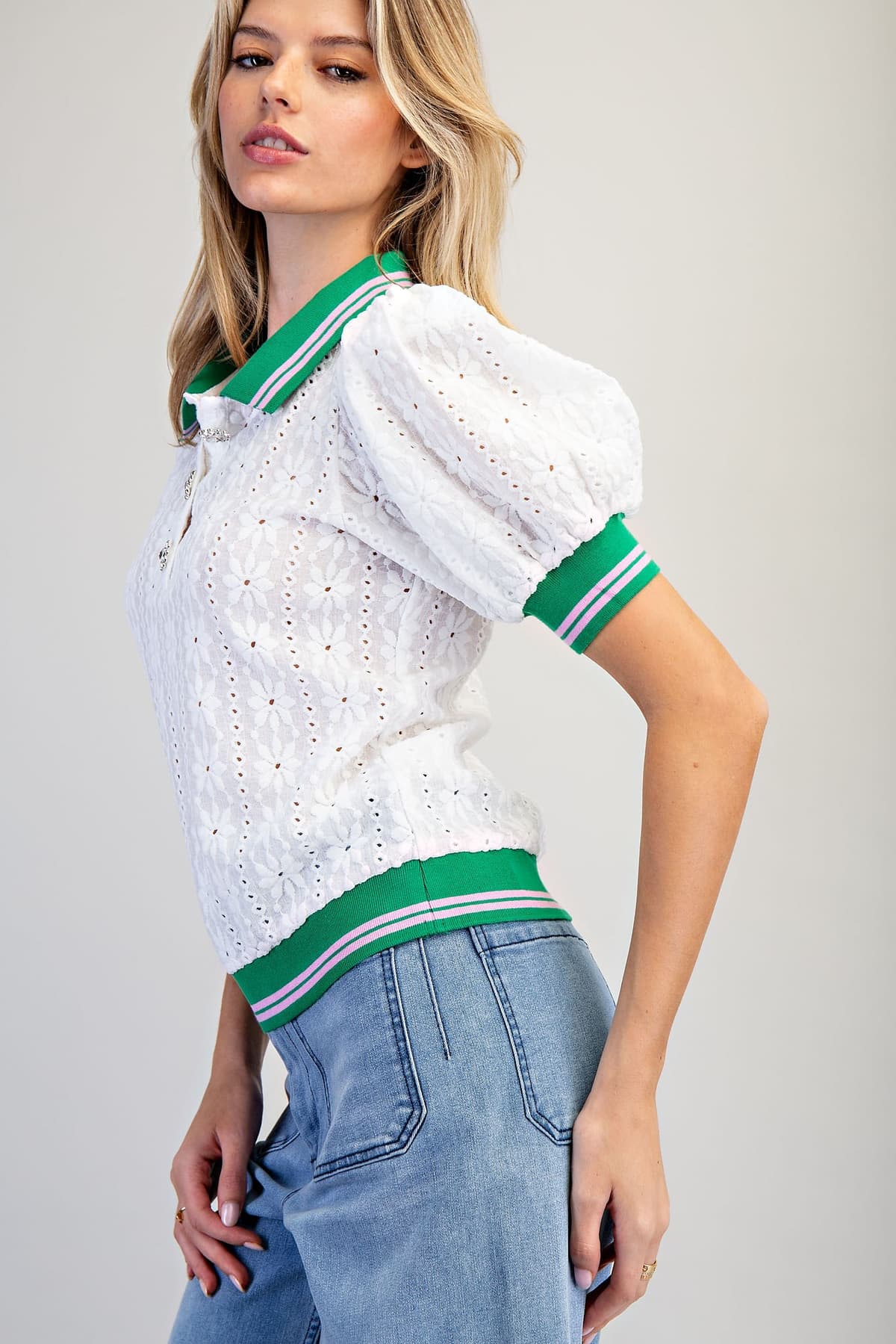 TH15402 - WHITE