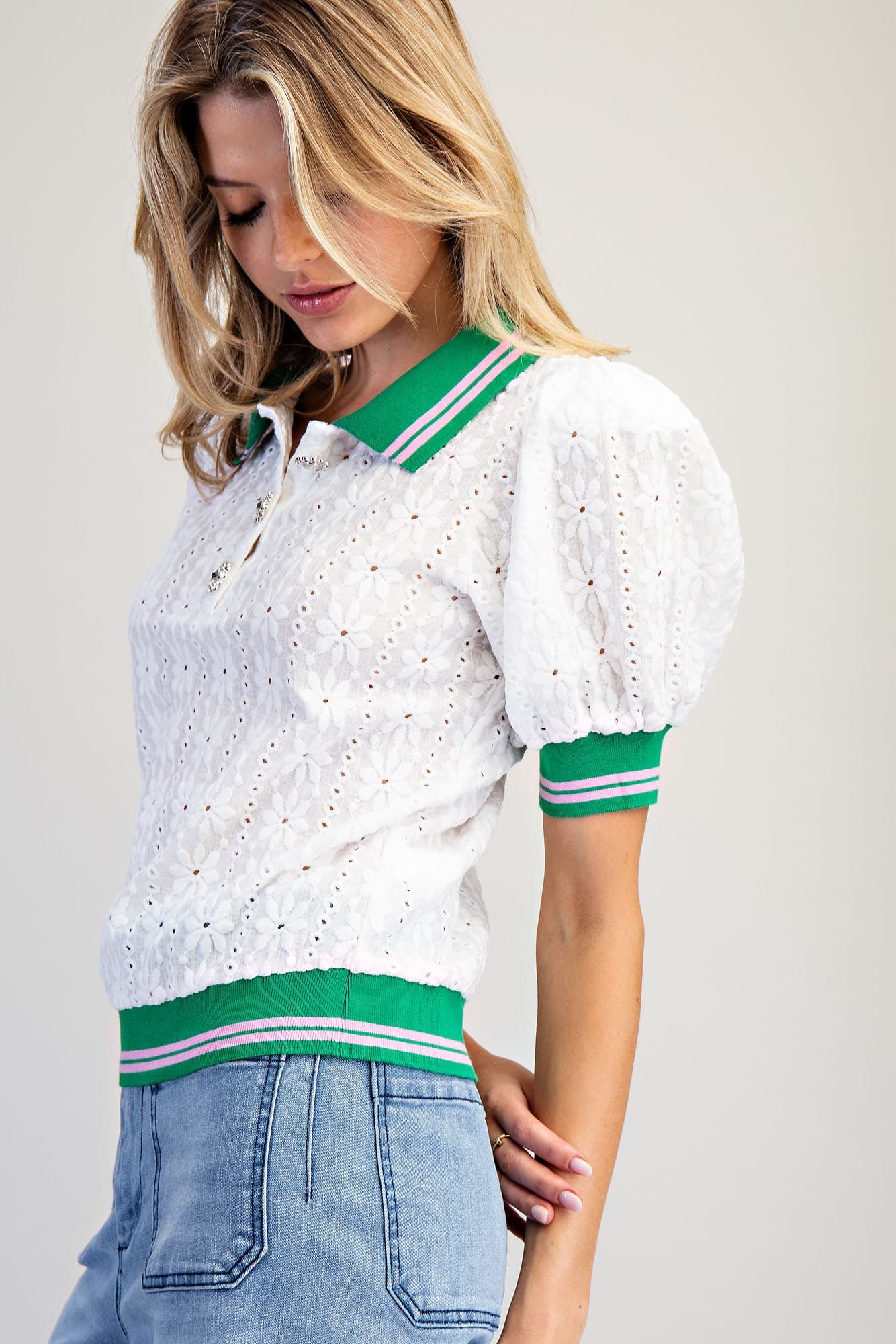 TH15402 - WHITE
