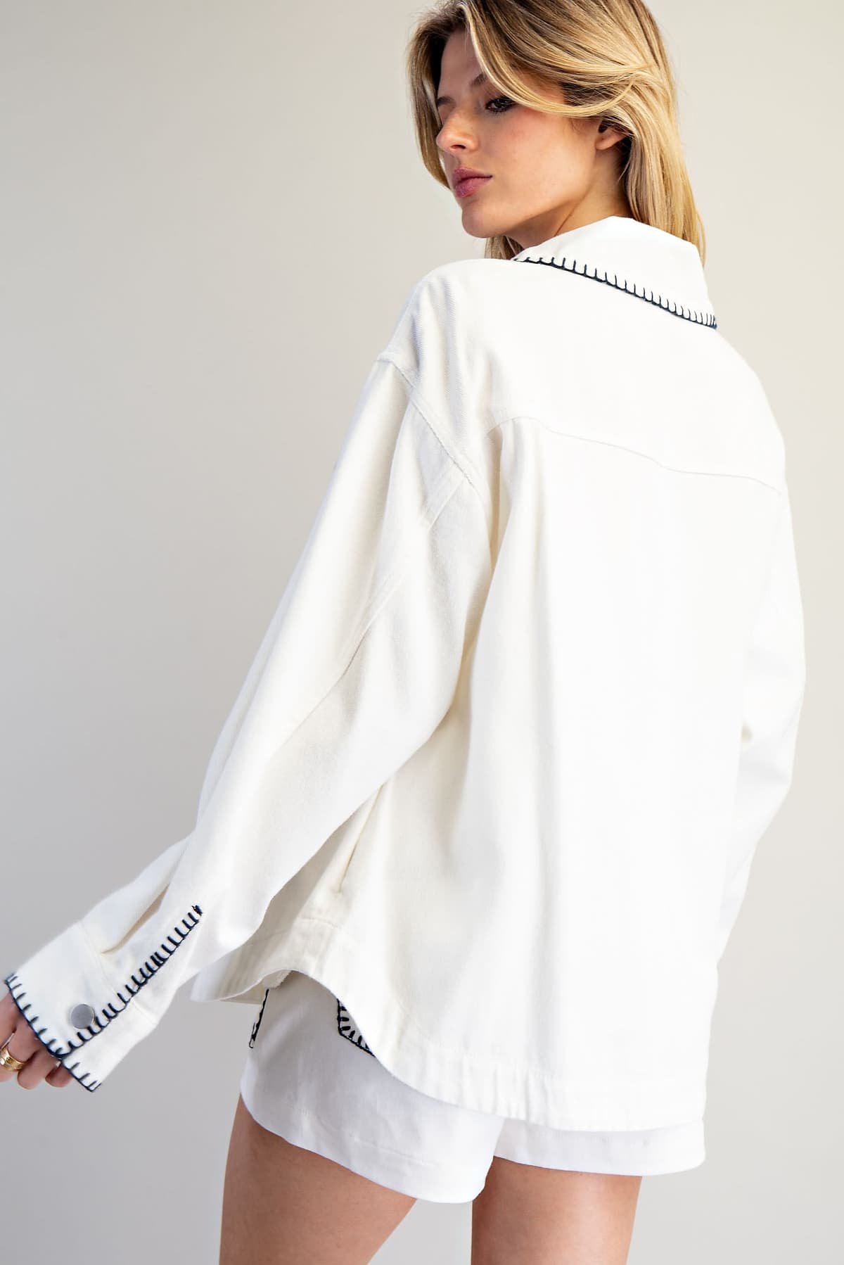 JH15490 - OFF WHITE