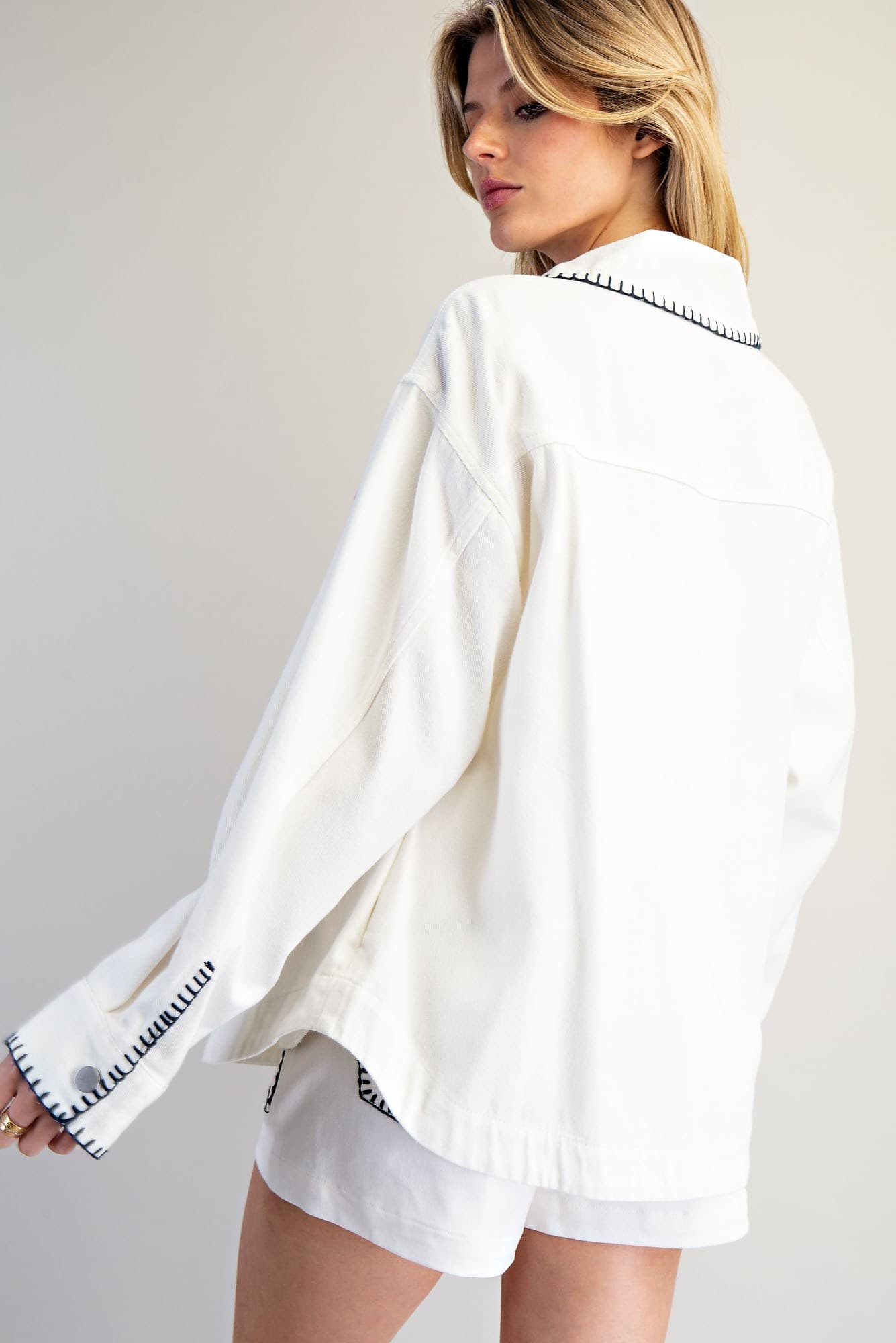 JH15490 - OFF WHITE