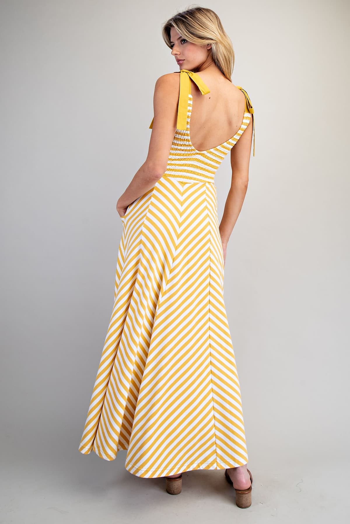 DK14894 - HONEY